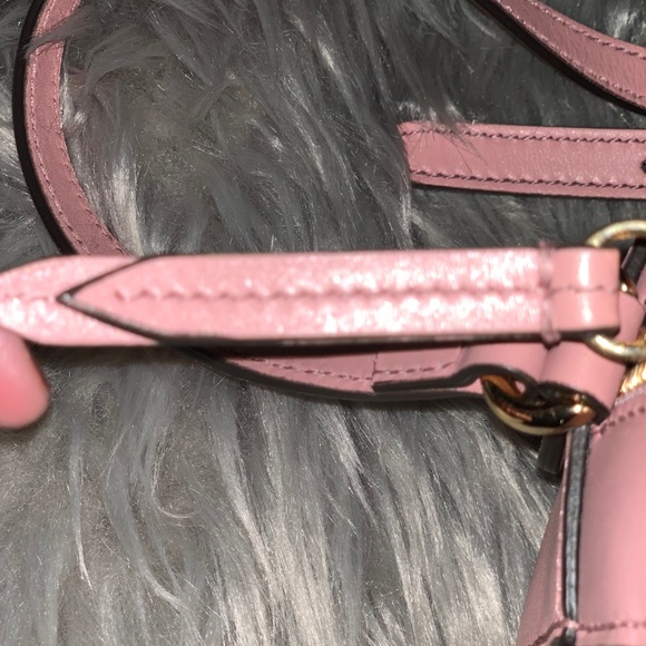Pink Guccissima Small Signature Camera Bag - Picture 5 of 11